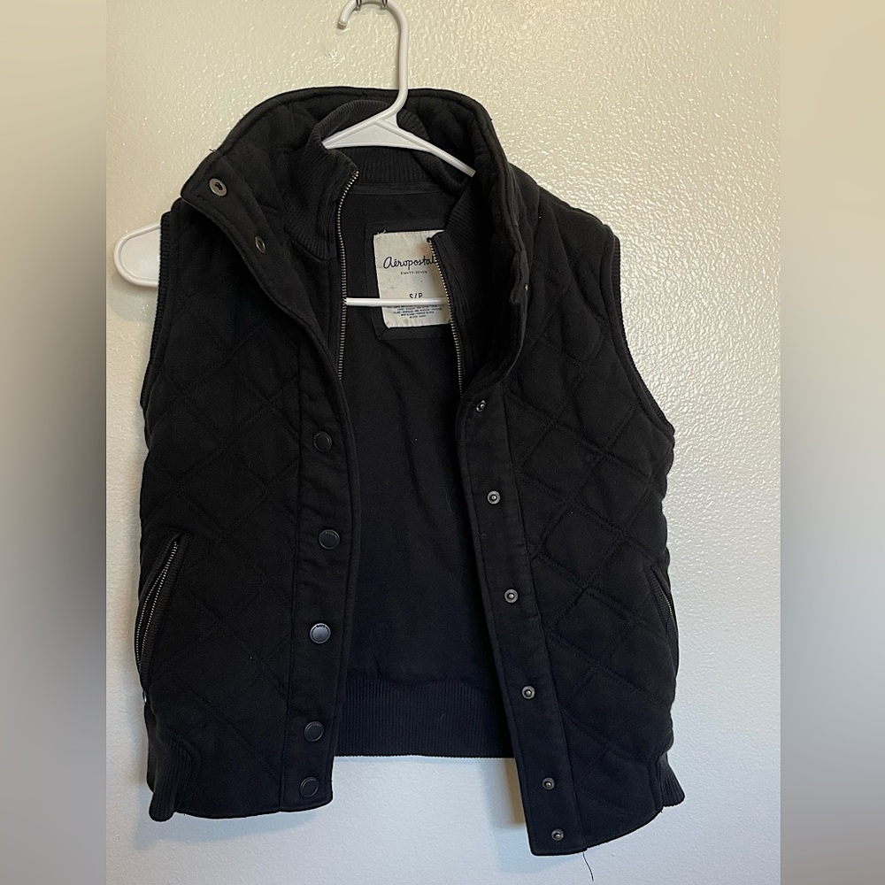 Aeropostale quilted vest